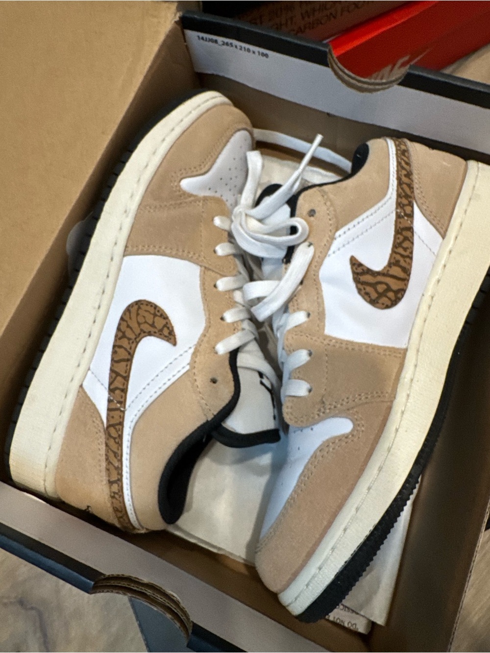 Jordan 1 Suede Tan 5Y